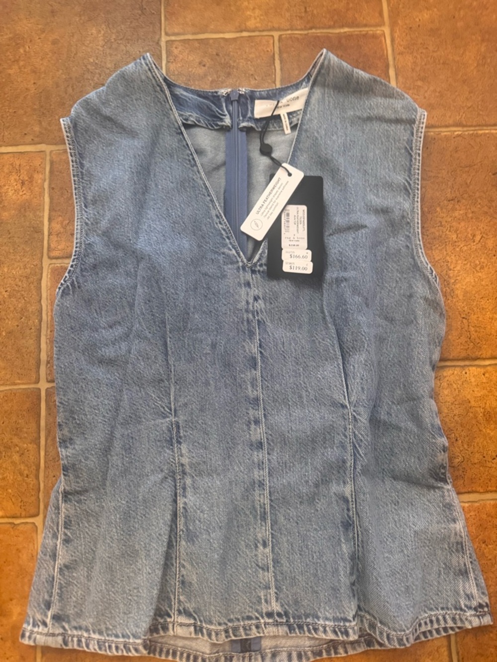 rag & bone light blue denim sleeveless V-neck top nwt Sz 2
